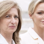 Charlene di Monaco e i gemelli Jacques e Gabriella salutano Mattarella durante visita a Roma.
