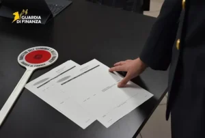 Cagliari, frode fiscale nell’abbigliamento: sequestrati 160 mila euro