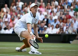 Sinner resiste ancora in vetta alla classifica Atp, Cobolli eguaglia il suo best ranking ed è 6°
