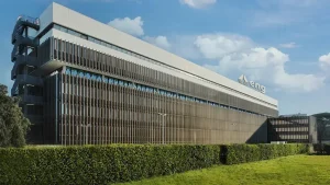 Engineering completa la cessione di Alfahealth ad Accenture
