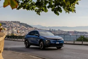Presentata a Napoli la nuova Lancia Gamma, design italiano e produzione a Melfi