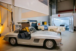 Mercedes-Benz inaugura a Fellbach il Classic Center rinnovato e ampliato