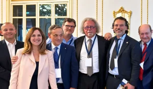 Sanità, medici di famiglia “Chiarire il rapporto tra studi e Case comunità”