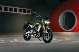 Moto Guzzi presenta The Trip, la nuova roadster 500