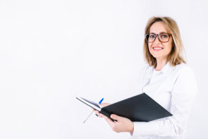 Posso insegnare o ottenere una supplenza con laurea triennale? Domande e risposte.