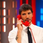 Affari Tuoi salta la puntata di stasera: ecco il motivo della pausa del programma.