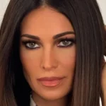 Antonella Elia sorprende con un commento piccante su Manuela Arcuri e il principe Pallavicino.