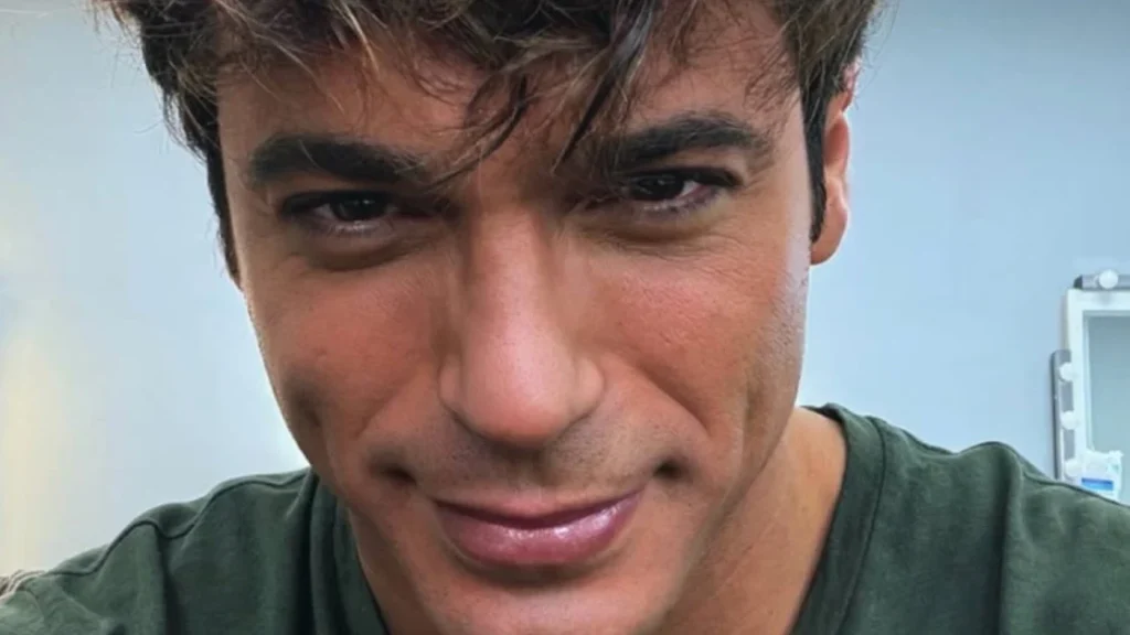 Can Yaman annuncia la conclusione delle riprese della serie tv su Amazon Prime Video.