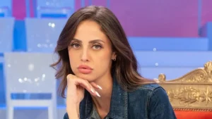 Giorgia Angeloni di Uomini e Donne sospende il trono per malattia del padre.