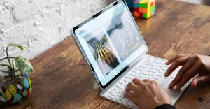 Sconto del 50% sui Magic Keyboard di Apple per iPad con piccola condizione.