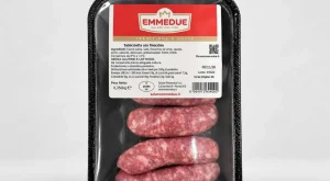 Salmonella nelle salsicce: richiamati 5 prodotti, controlla lotti e scadenze.