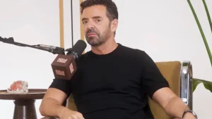 Alberto Matano replica alle critiche di Lorella Cuccarini: la sua risposta chiara e decisa