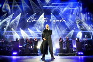 Claudio Baglioni torna con il nuovo singolo inedito “Che Notte È Questa!” dal 13 novembre