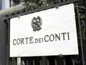 Condannata docente per maltrattamenti agli alunni: Corte dei Conti sequestra 249mila euro.