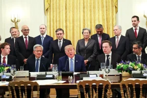 Trump svela la sua nuova Forza di Intelligenza Superiore: cosa cambierà?