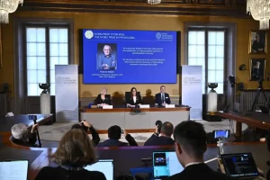Il premio Nobel per la Fisica a Francis Halzen per la scoperta dei neutrini cosmici