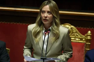 Ue, Meloni “Sul gasolio russo scelta rischiosa di Trump. La risposta sul costo dell’energia deve essere coordinata e rapida” / Video