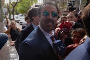 Processo sulla morte di Maradona, chiesti 12 anni per il neurochirurgo Leopoldo Luque