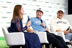 Mark Wahlberg sfida la concorrenza delle startup per la longevità con un concept fitness conveniente.