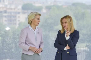 La lettera di Meloni a von der Leyen “Sui tetti alla spesa tenere conto dell’inflazione”. L’Ue “Già concesso maggiore flessibilità”