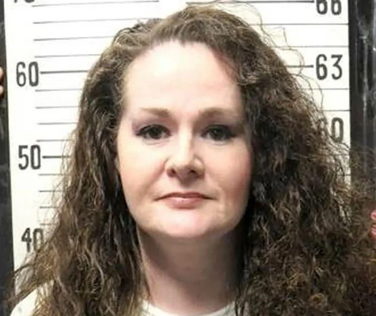 Christa Pike dimessa dall’ospedale, la donna sopravvissuta a due iniezioni letali torna in carcere
