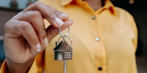 Le donne maggiormente colpite da emergenza casa: la situazione attuale.