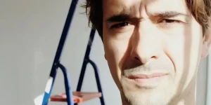 Attore Davide Iacopini in terapia intensiva: aggiornamenti sulla sua condizione di salute