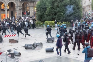 Ok del Cdm al decreto cortei, Meloni “Nasce il reato di partecipazione violenta a una manifestazione”. Fermo preventivo anche per i minori / Video