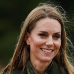 Il caldo maglione Fair Isle di Kate Middleton: perfetto per l’inverno con toni cioccolato.