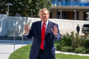 Trump “L’Iran firmi l’accordo o cesserà di esistere”