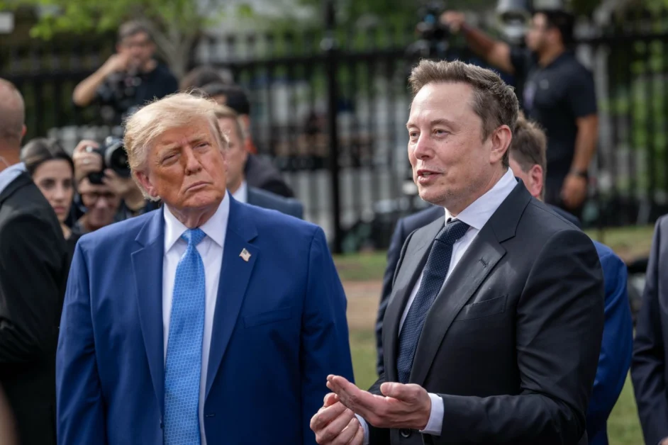 Wsj “Trump ha chiesto a Musk di rimuovere le restrizioni a Starshield in Ucraina”