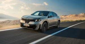 Il SUV BMW iX4: un’arma difensiva da 428 miglia contro l’ascesa dei veicoli elettrici cinesi