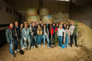 Econom Italia pianta 200 alberi in provincia di Torino nel primo agriasilo d’Italia