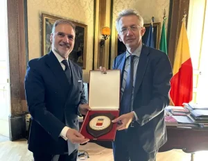 Napoli, si è insediato il nuovo questore Fausto Lamparelli