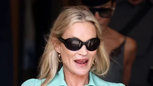 Kate Moss rocks turquoise shirt dress and knee-high boots: the new black trend.