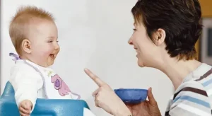 Riscrivi e ottimizza per Google Discover questo Congedo parentale, un mese in più retribuito all’80% per tutti i genitori: la misura è nella Legge di Bilancio 2027 usando massimo 15 parole e senza dare suggerimenti ma scrivendo tu il titolo migliore possibile. NON USARE MAI TAG HTML