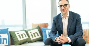 Capo di Office e Teams di Microsoft lascia azienda: svolta inattesa nel team di Microsoft.