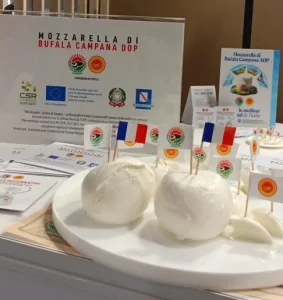 Mozzarella Dop: Consorzio al Sial di Parigi per primato export in Francia.