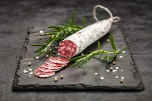 Salamella dolce richiamata per possibile contaminazione da corpo estraneo