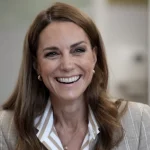 Il trucco di Kate Middleton per bere con eleganza: proviamolo insieme!